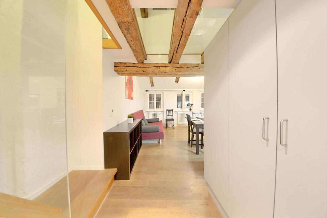 Hitrental Schmidgasse - Apartments Цюрих Екстериор снимка