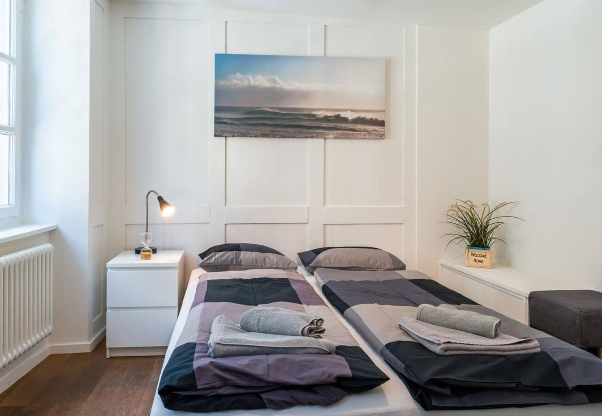 Hitrental Schmidgasse - Apartments Цюрих Екстериор снимка