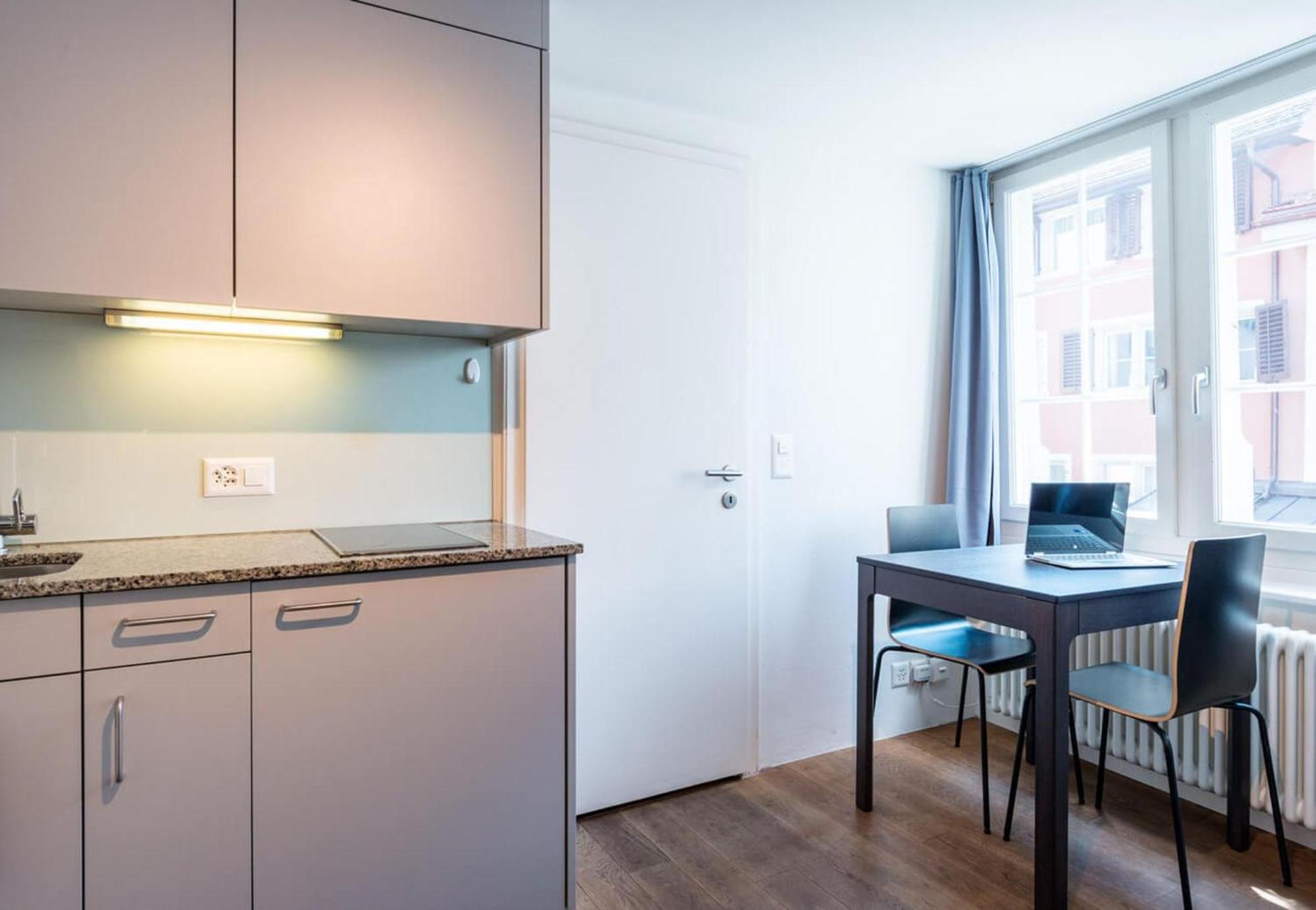 Hitrental Schmidgasse - Apartments Цюрих Екстериор снимка
