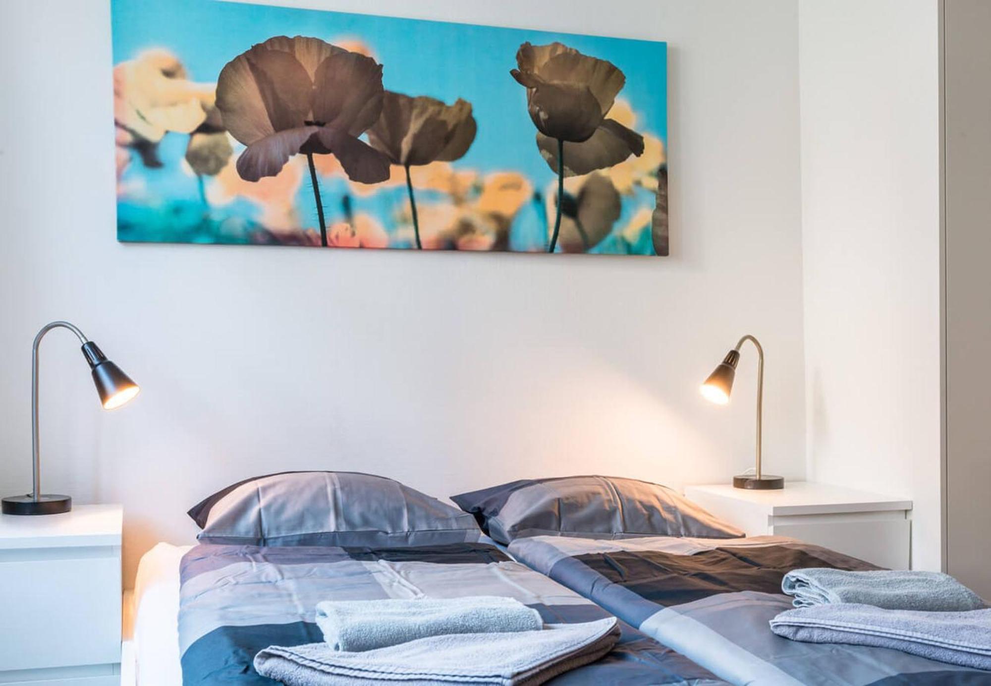 Hitrental Schmidgasse - Apartments Цюрих Екстериор снимка