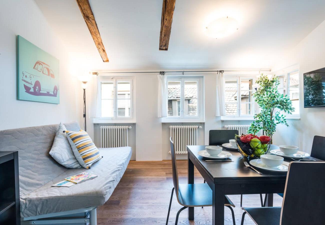 Hitrental Schmidgasse - Apartments Цюрих Екстериор снимка