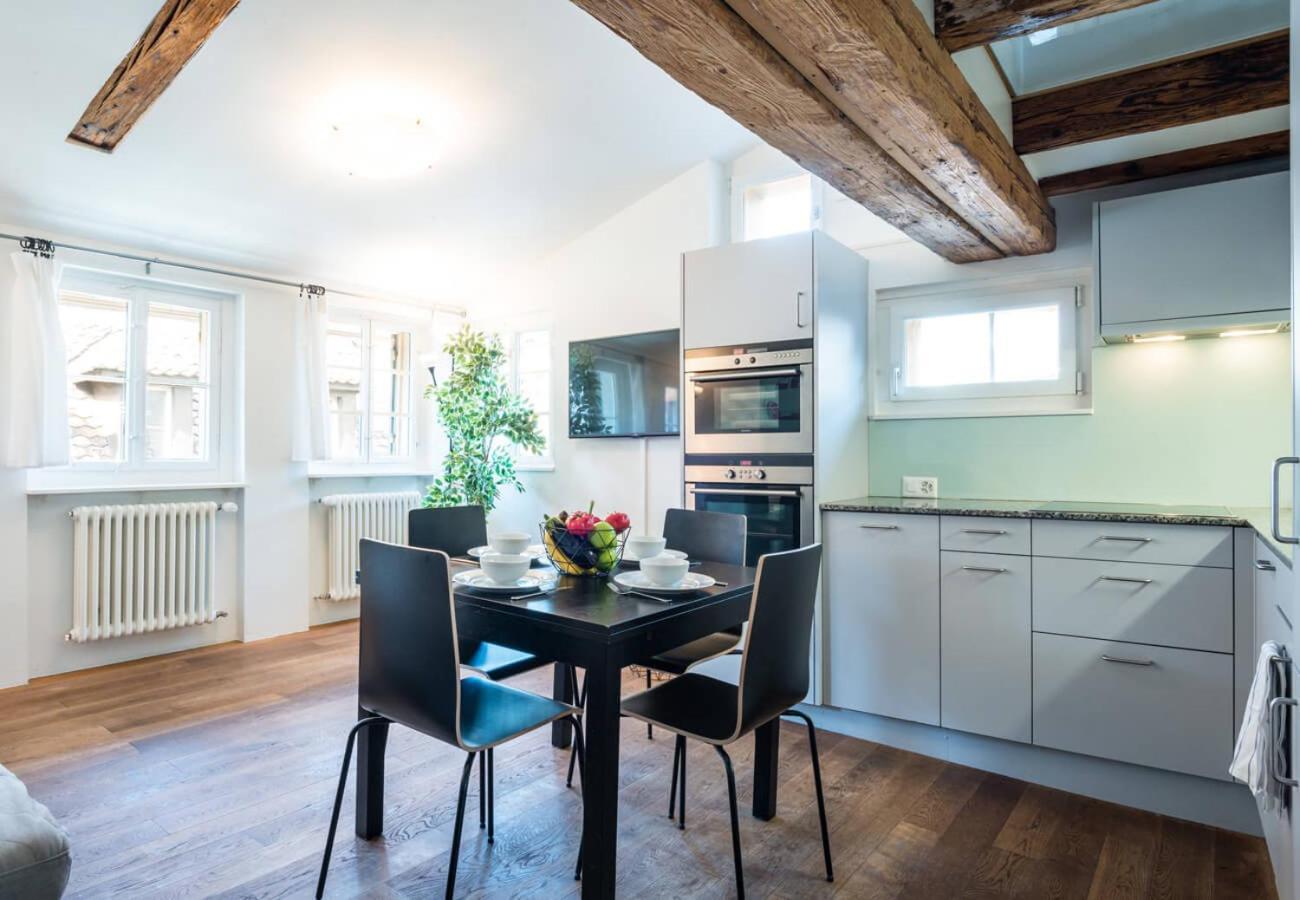 Hitrental Schmidgasse - Apartments Цюрих Екстериор снимка