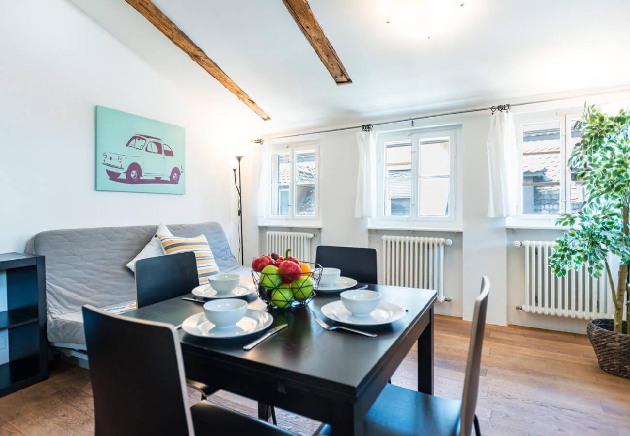 Hitrental Schmidgasse - Apartments Цюрих Екстериор снимка